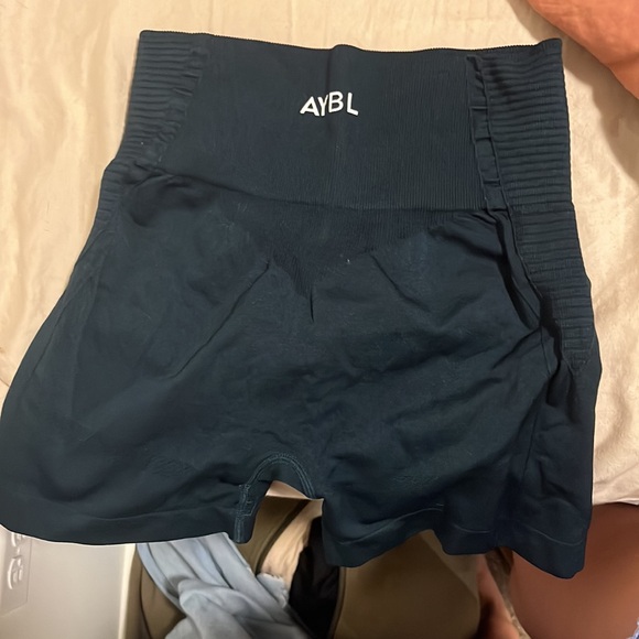 AYBL bike shorts - Picture 2 of 2